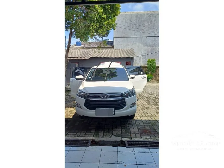 Jual Mobil Toyota Kijang Innova 2019 G 2.0 di Banten Manual MPV Putih Rp 250.000.000