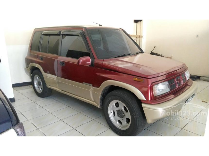 Jual Mobil  Suzuki Escudo  1998 JLX 1 6 di Jawa Barat Manual 