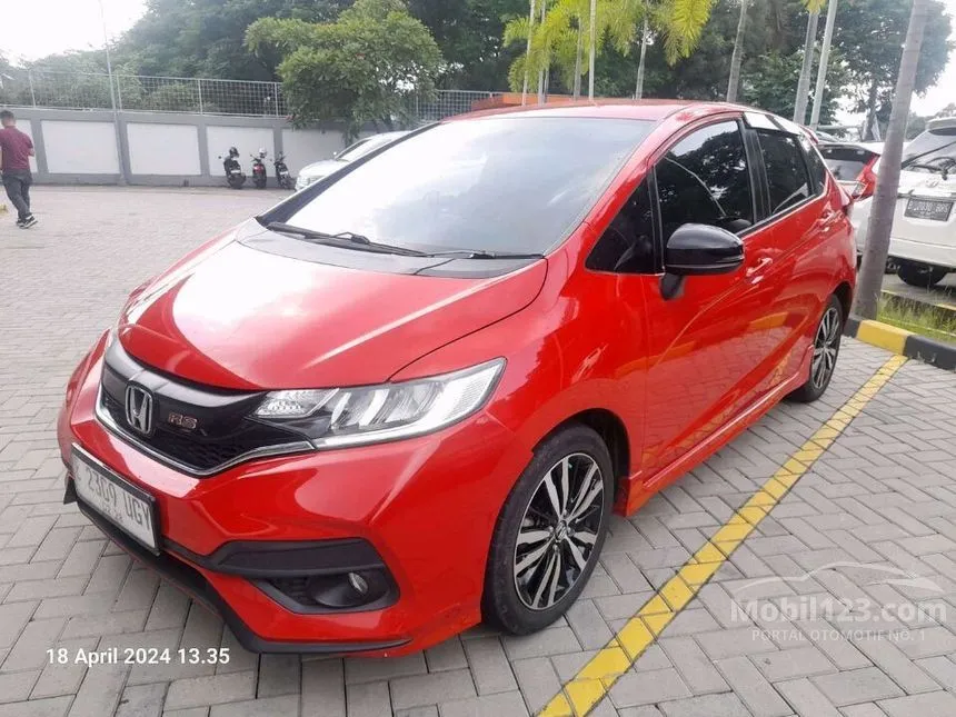 Jual Mobil Honda Jazz 2020 RS 1.5 di Jawa Timur Automatic Hatchback Merah Rp 236.000.000