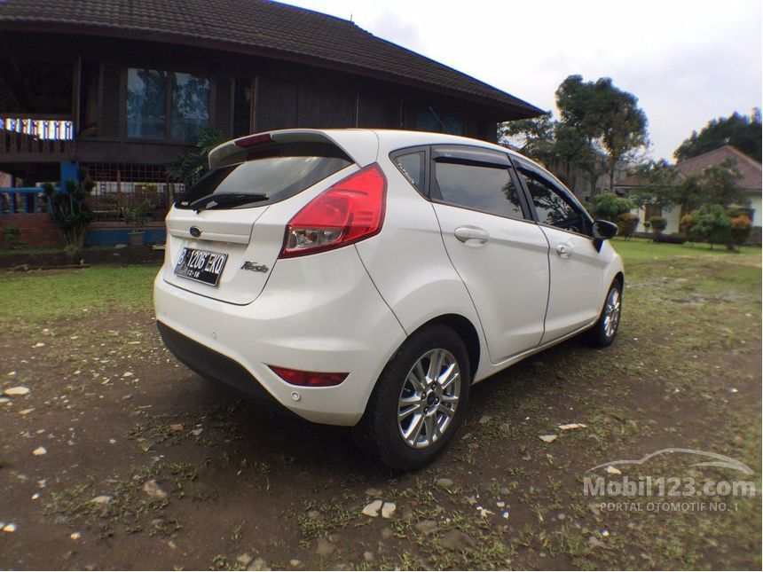 Jual Mobil Ford Fiesta 2013 Trend 1.4 di Jawa Barat 