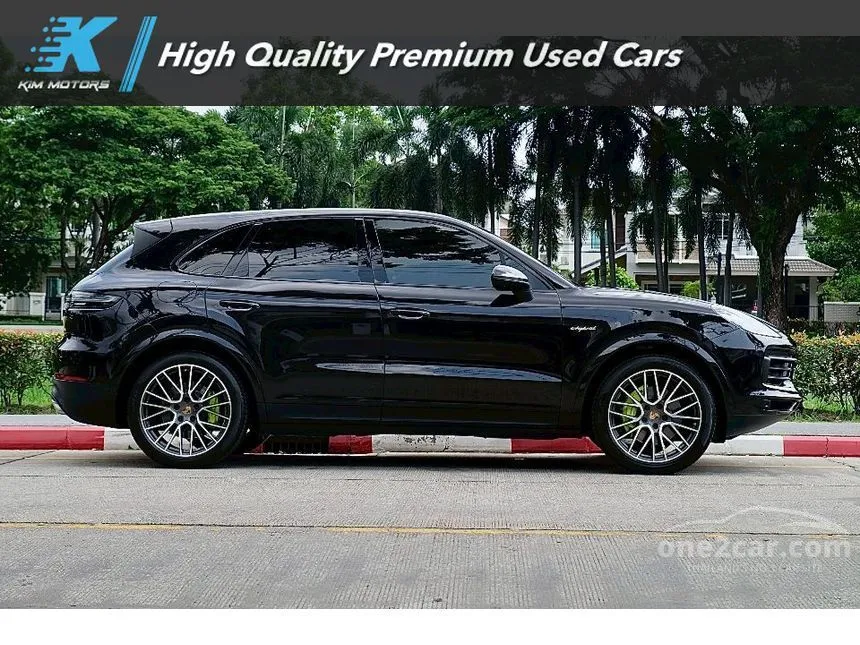 2019 Porsche CAYENNE E-Hybrid SUV