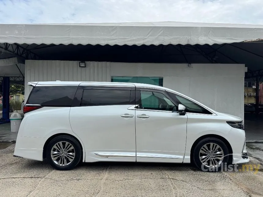 2023 Toyota Alphard Z MPV