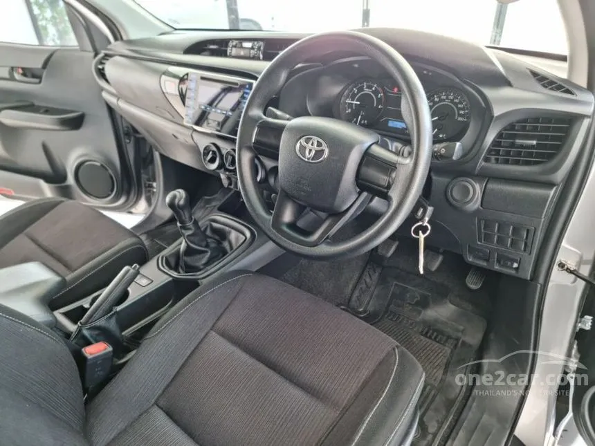 2018 Toyota Hilux Revo Prerunner J Plus Pickup