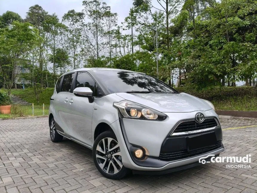 2017 Toyota Sienta V MPV