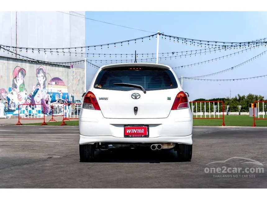 2010 Toyota Yaris G Hatchback