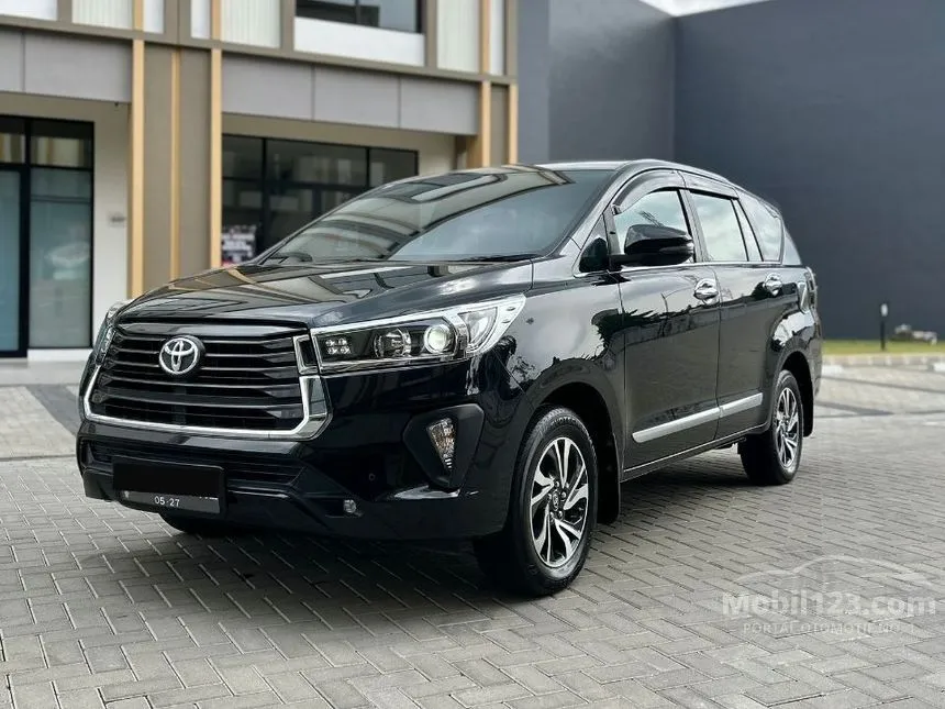 2022 Toyota Kijang Innova V MPV