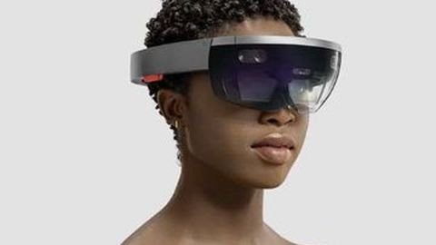 Toyota Uji Penggunaan Teknologi Augmented-Reality untuk Bikin Mobil