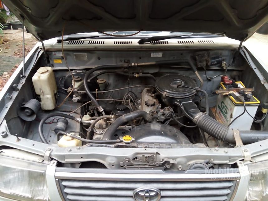 1998 Toyota Kijang SSX MPV