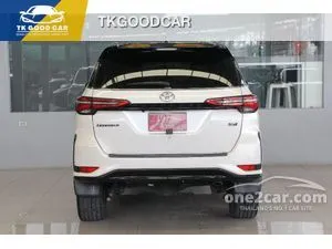 2022 Toyota FORTUNER 2.4 Legender SUV