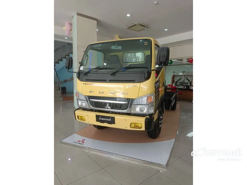 2023 Mitsubishi Canter FE 71 L Trucks