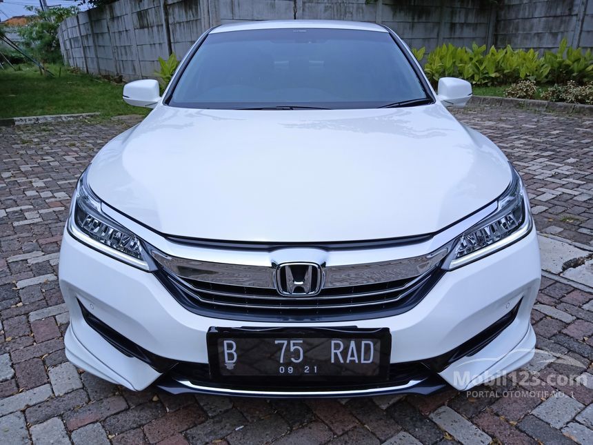 Jual Mobil  Honda  Accord  2021 VTi L  2 4 di Jawa Barat 
