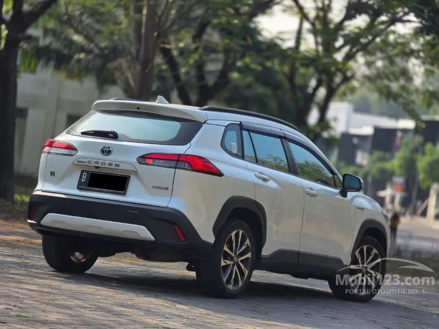 2021 Toyota Corolla Cross Hybrid SUV