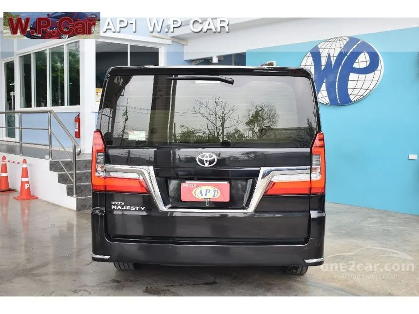 2020 Toyota Majesty Premium Van