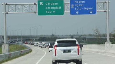 Presiden Resmikan 7 Ruas Tol Trans Jawa