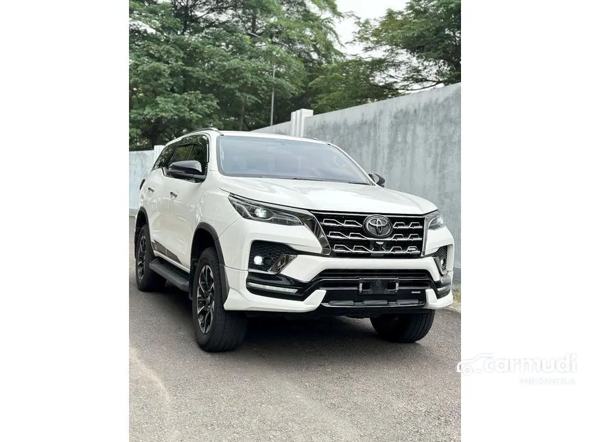 2022 Toyota Fortuner VRZ 4X2 SUV