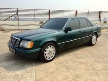1994 Mercedes-Benz 220E 2.2 2.2 Automatic Sedan