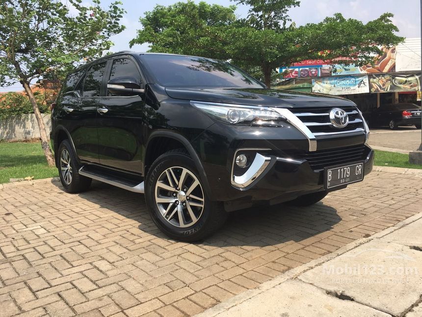 Jual Mobil  Toyota  Fortuner  2019 VRZ  2 4 di Jawa Barat 