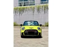 2023 MINI Cabrio 2.0 John Cooper Works Convertible (Faktur 2024) Union Jack Woven on Black Odo Low (TERMURAH)