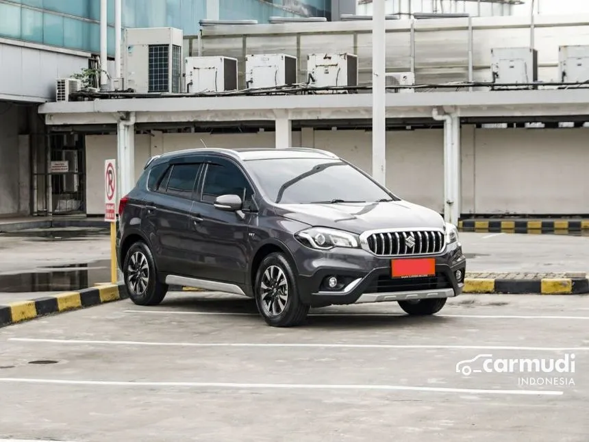 2022 Suzuki SX4 S-Cross Hatchback
