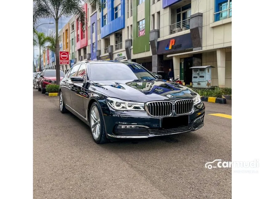 2017 BMW 730Li Sedan