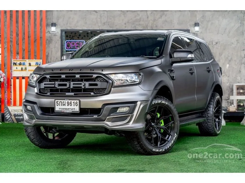 2016 Ford EVEREST Titanium SUV