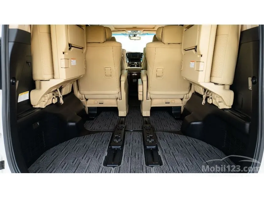 2019 Toyota Alphard G MPV