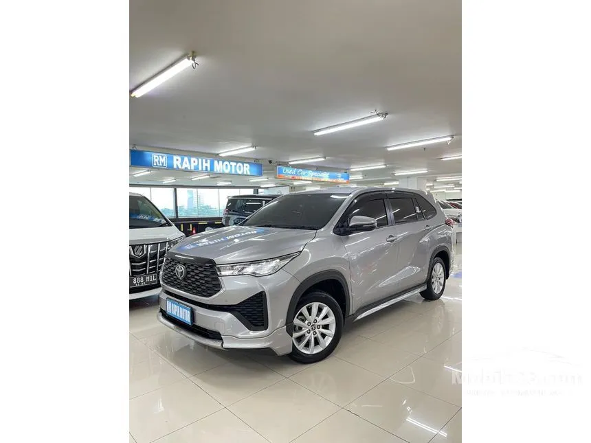 2023 Toyota Kijang Innova Zenix V (Non Premium Color) MPV