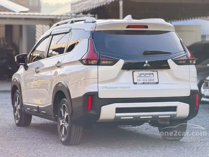2022 Mitsubishi Xpander Cross Wagon