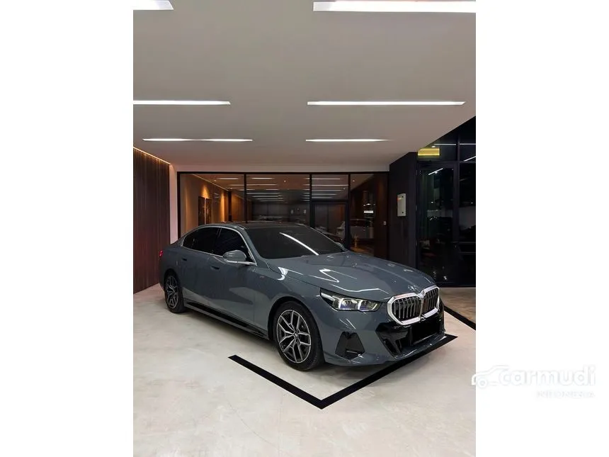 2024 BMW 520i M Sport Sedan