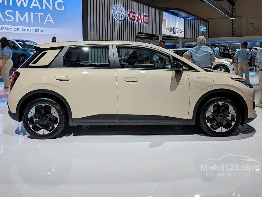 2026 GAC AION UT Premium Hatchback