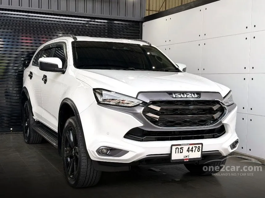 2023 Isuzu MU-X Phantom Collection Ultimate SUV