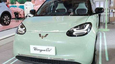 Wuling Mau Bantu Bikin 100 Tempat Cas Mobil Listrik pada 2024