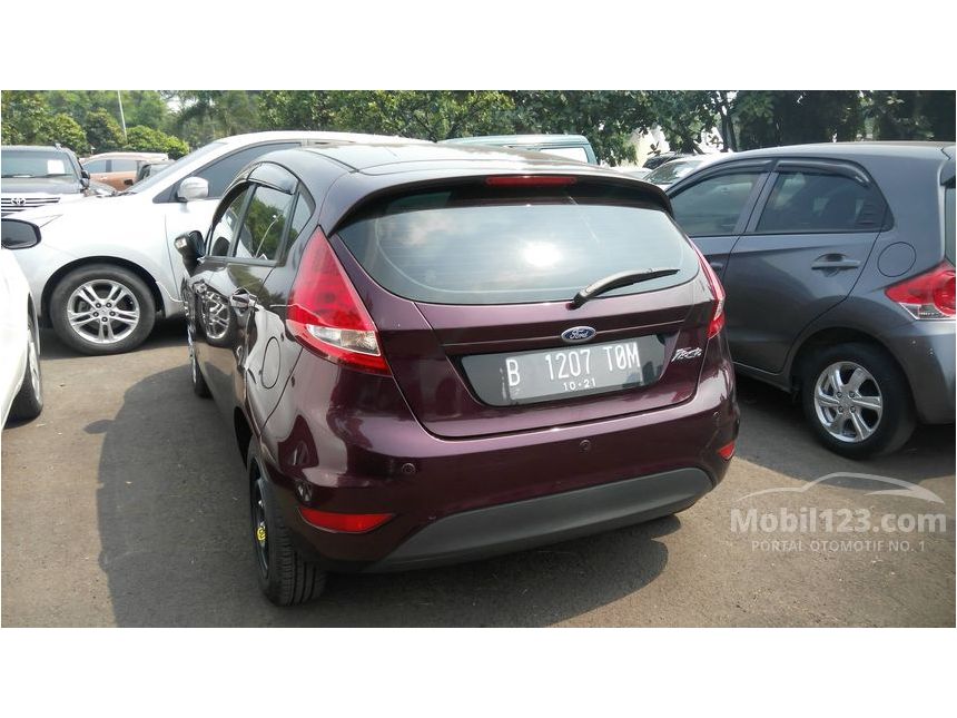 Jual Mobil Ford Fiesta 2011 Trend 1.4 di DKI Jakarta 