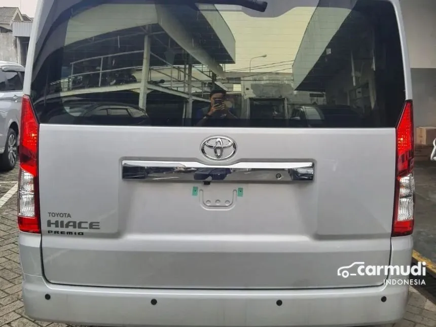 2023 Toyota Hiace Premio Van Wagon