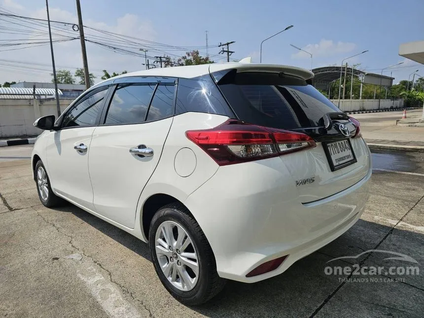 2018 Toyota YARIS G Hatchback