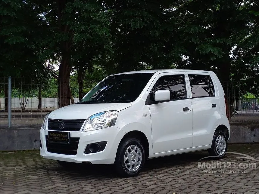 Jual Mobil Suzuki Karimun Wagon R 2020 GL Wagon R 1.0 di Jawa Timur Manual Hatchback Putih Rp 95.000.000