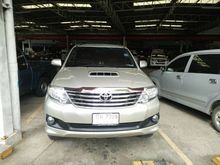 2014 Toyota Fortuner 2.5 (ปี 12-15) V SUV AT