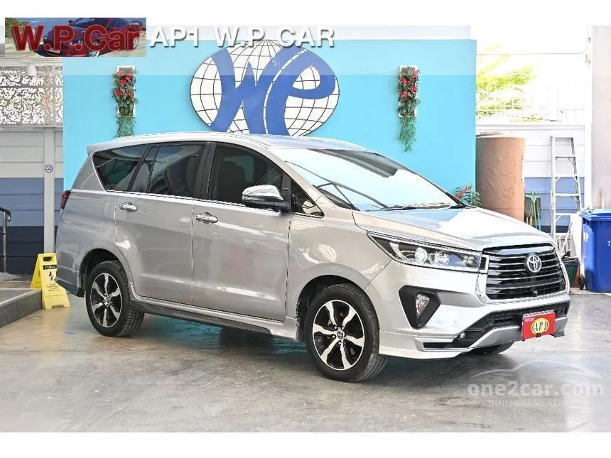 2023 Toyota INNOVA Crysta Premium Wagon