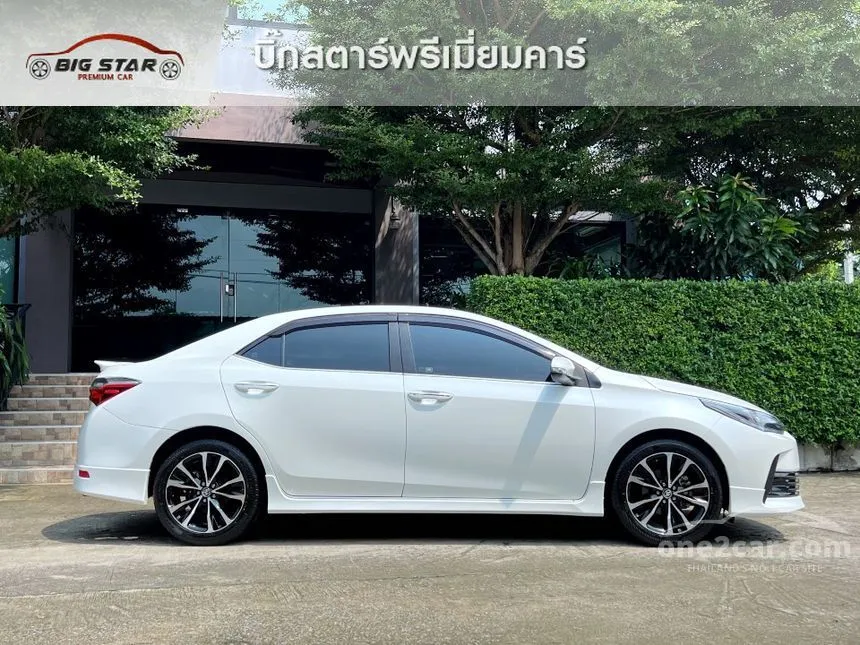 2019 Toyota Corolla Altis ESPORT Sedan