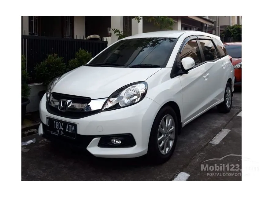 Jual Mobil Honda Mobilio 2015 E 1.5 di Jawa Barat Manual MPV Putih Rp 153.000.000