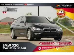 2018 BMW 320i 2.0 Luxury Sedan