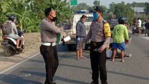 Hati-hati untuk Wanita, Rok Terbelit Gir Motor Kembali Akibatkan Kecelakaan