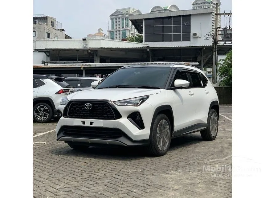 2023 Toyota Yaris Cross S Wagon