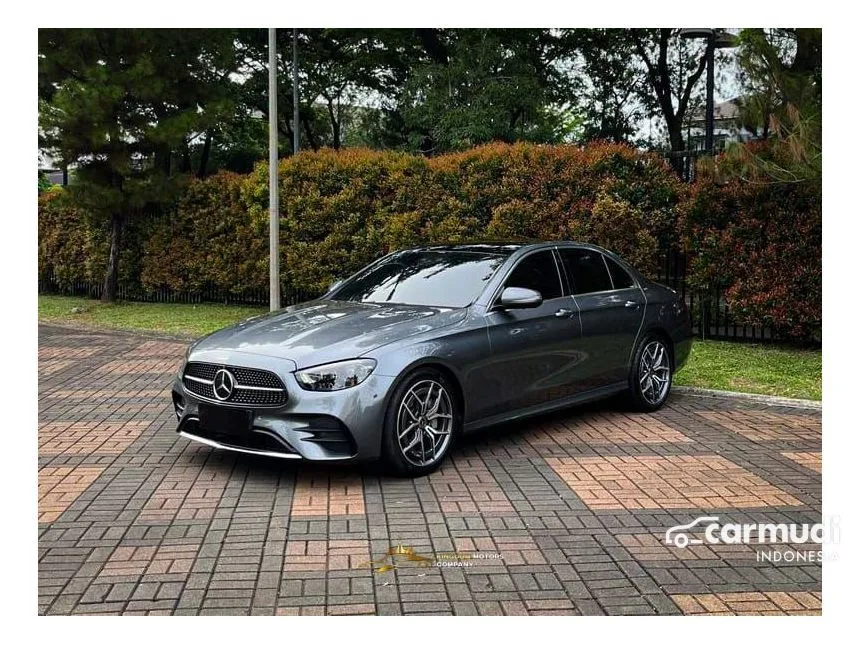 2022 Mercedes-Benz E300 AMG Line Sedan