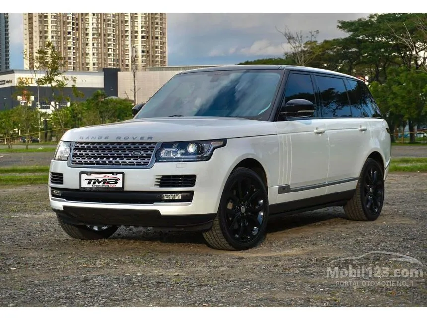 2015 Land Rover Range Rover Vogue SUV