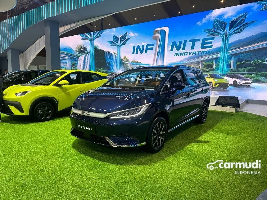 2025 BYD Atto 1 Long Range Premium Hatchback