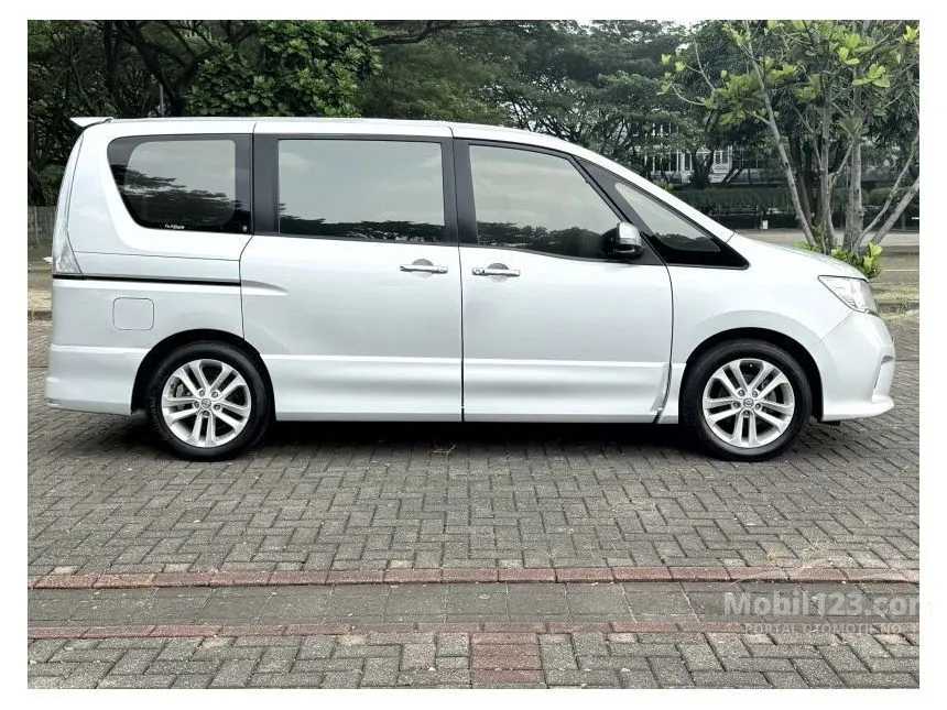 2014 Nissan Serena Highway Star MPV