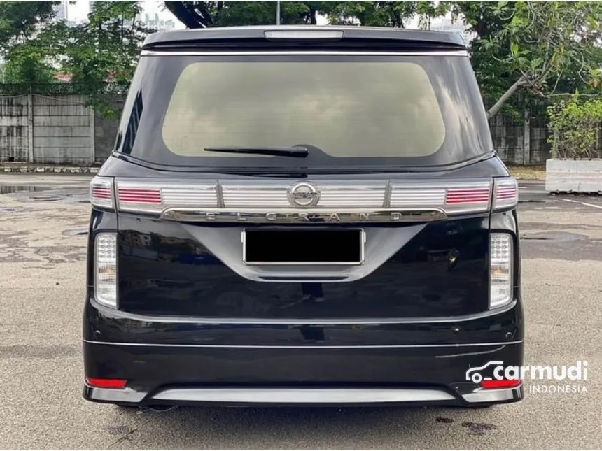 2014 Nissan Elgrand Highway Star MPV