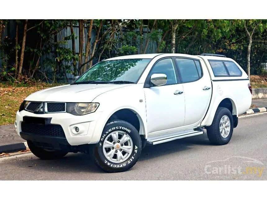 2010 Mitsubishi Triton Dual Cab Pickup Truck