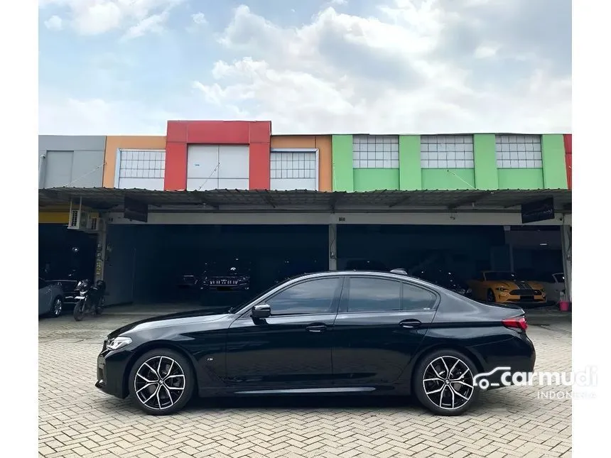 2023 BMW 520i M Sport Sedan
